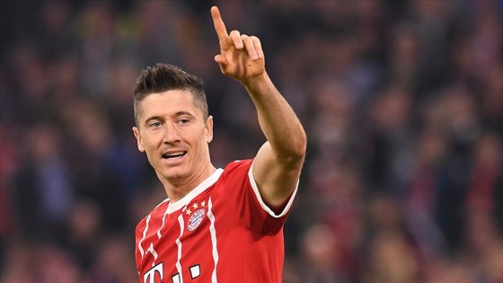 Bundesliga'da 'ilk yarının en iyi futbolcusu' Lewandowski