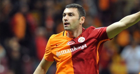 Burak Yılmaz'dan Fenerbahçe'ye 4 yıldız göndermesi!