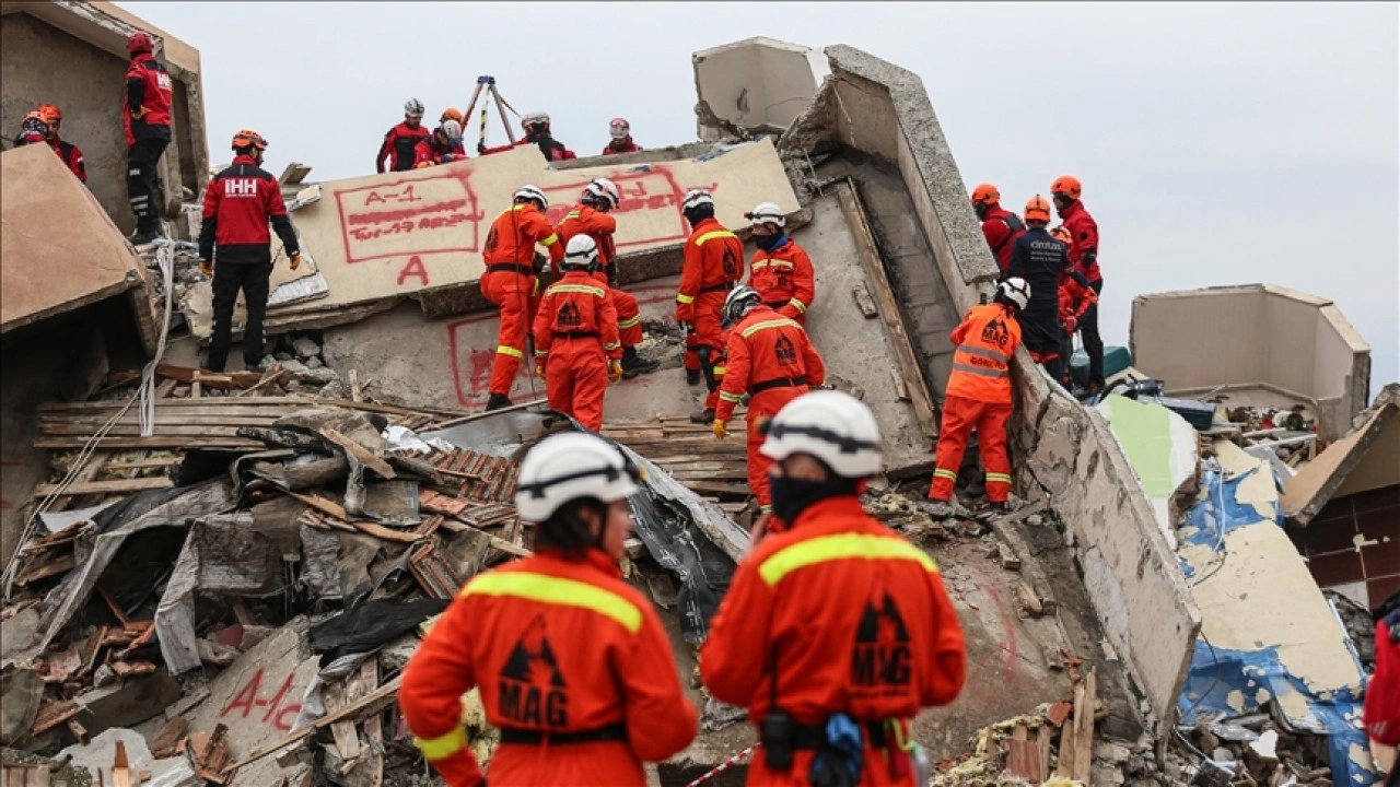 Bursa'da 1000 arama kurtarma personelinin katılımıyla deprem tatbikatı yapıldı