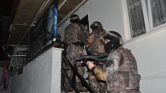 Bursa'da El-Nusra terör örgütüne operasyon
