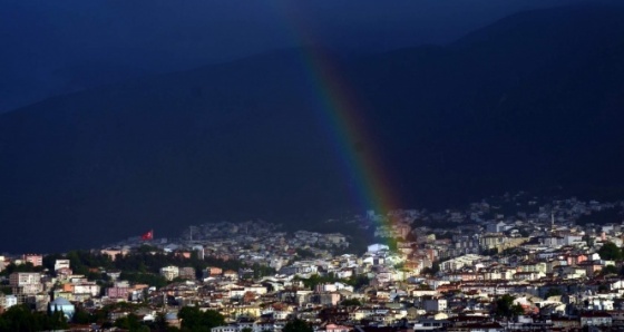 Bursa'da gökyüzü rengarenk