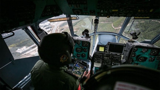 Bursa'da jandarmadan helikopterle trafik denetimi