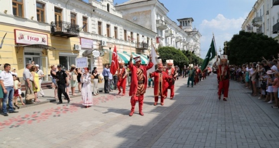 Bursa mehteri Ukrayna’yı salladı