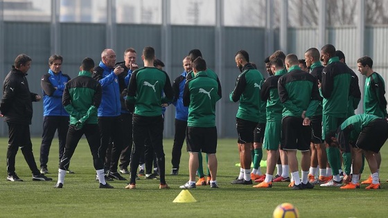 Bursaspor geçmişini arıyor