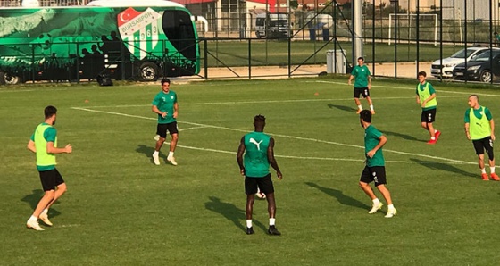 Bursaspor günü çift idman ile tamamladı