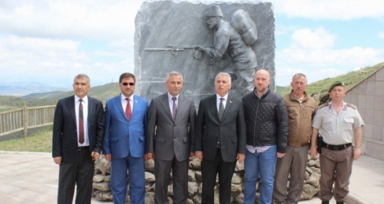 Büyük Taarruz’un başladığı Kocatepe’ye şehitlik anıtı yapıldı