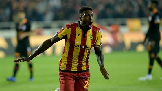 Büyükşehir Belediye Erzurumspor Mitchell Donald ile anlaştı