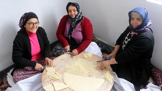 'Çalışkan Kadın Arılar'ın ürünleri sofraları süslüyor