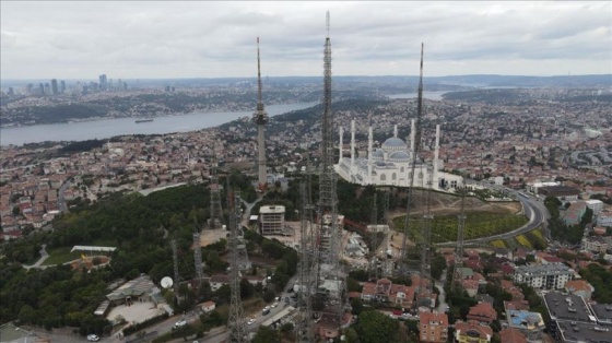 Çamlıca Tepesi'ndeki eski antenler kaldırılıyor