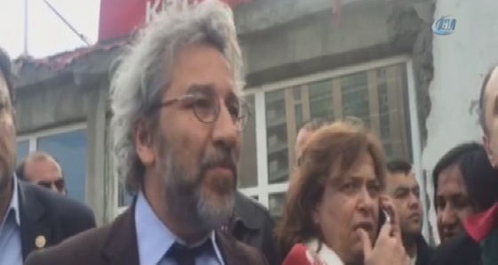 Can Dündar'a silahlı saldırı