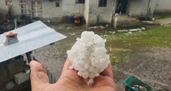 Çanakkale’de dolu yağışı etkili oldu