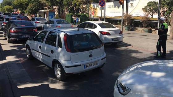 Çanakkale iskelelerinde bayram dönüşü yoğunluğu