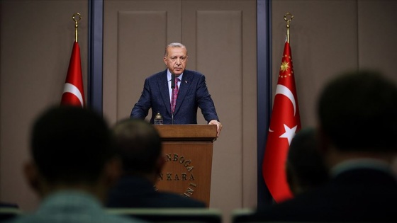 CANLI - Erdoğan: Barış Pınarı Harekatı'yla 8 yıllık kirli planları 8-9 günde paramparça ettik