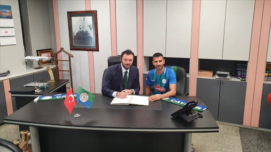 Çaykur Rizespor Alper Potuk'u transfer etti