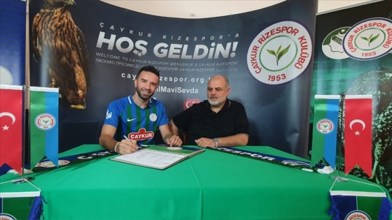 Çaykur Rizespor, Gökhan Gönül ile 2 yıllık sözleşme imzaladı