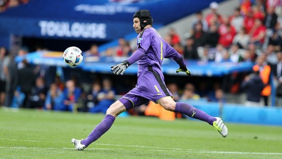 Cech, Çekya'da 9. kez yılın futbolcusu seçildi