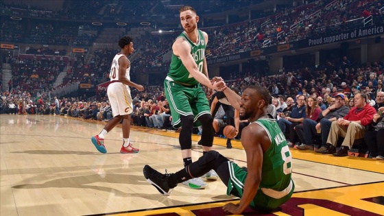 Celtics kazandı, Hayward'ı kaybetti