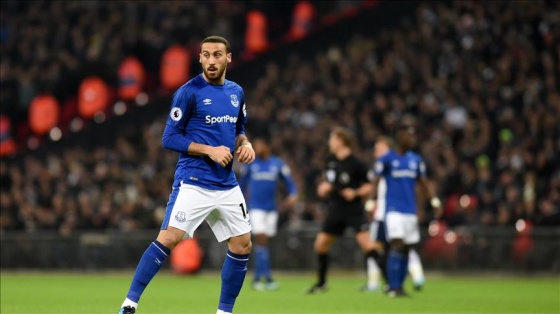 Cenk Tosun'dan taraftara övgü