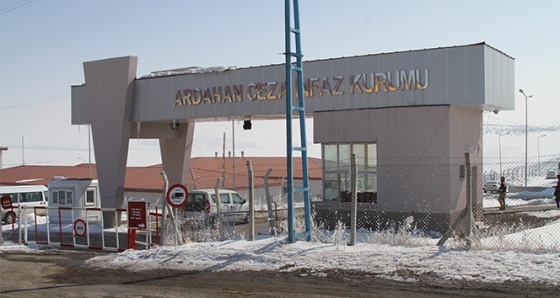 Cezaevinde şoför dehşeti! Uzman çavuş bıçaklanarak şehit oldu