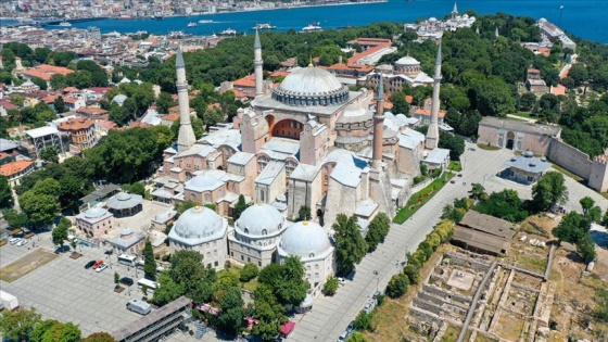 Cezayirli milletvekilinden Suudi Arabistan, Mısır ve BAE'ye 'Ayasofya Camisi' tepkisi