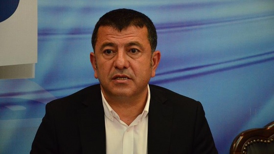 CHP Genel Başkan Yardımcısı Ağbaba'dan 'pembe trambüs' tepkisi