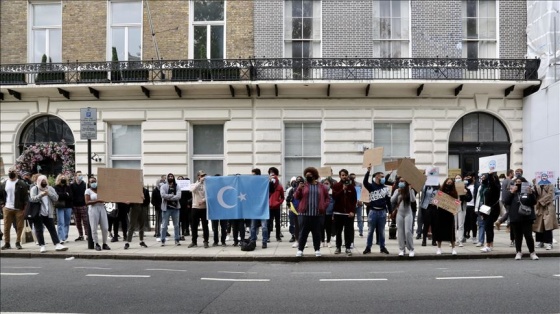 Çin'in Uygur Türklerine yönelik baskısısı Londra'da protesto edildi