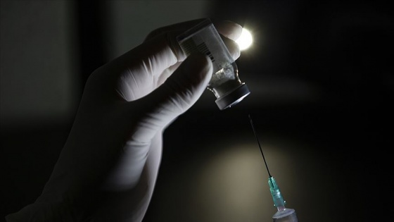 Çinli şirketin Kovid-19 aşı adayının üçüncü aşama klinik denemeleri Rusya'da başladı