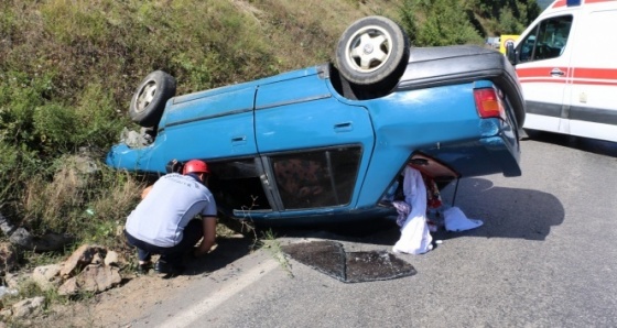 Çırpışan 2 araç takla attı: 4 yaralı