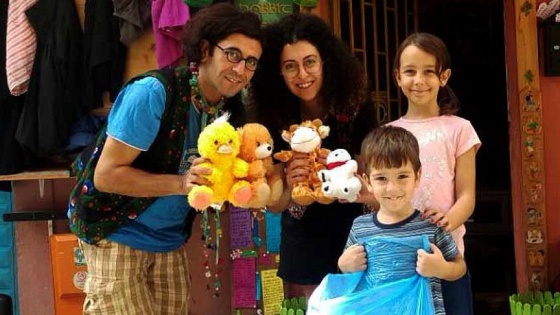 Çocuklar 'bayram yeri' geleneğiyle Balat'ta buluştu