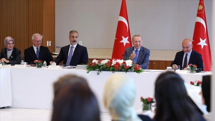 Cumhurbaşkanı Erdoğan, ABD'deki düşünce kuruluşu temsilcileriyle yuvarlak masa toplantısı yaptı