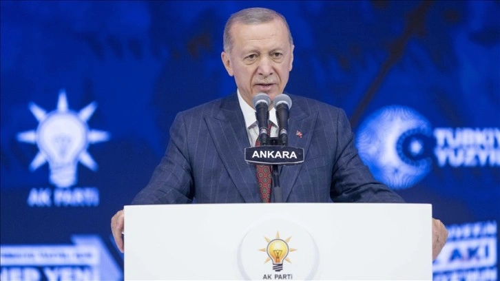 Cumhurbaşkanı Erdoğan, AK Parti Genel Başkanlığına yeniden seçildi