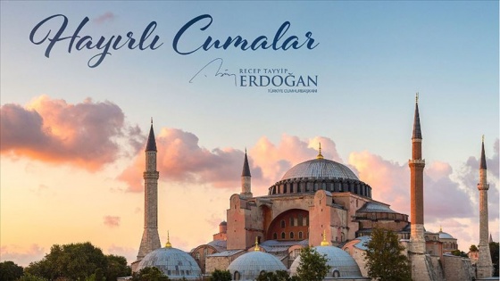 Cumhurbaşkanı Erdoğan'dan Ayasofya-i Kebir Cami-i Şerifi fotoğraflı cuma mesajı