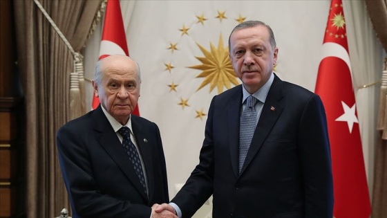 Cumhurbaşkanı Erdoğan'dan Bahçeli'ye geçmiş olsun telefonu