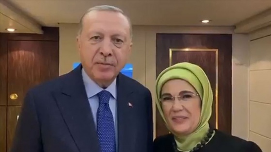 Cumhurbaşkanı Erdoğan'dan öğrencilerin davetine görüntülü mesajla yanıt