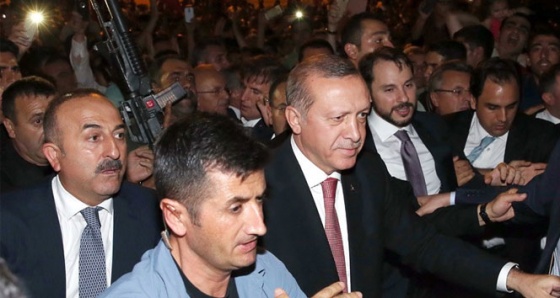 Cumhurbaşkanı Erdoğan demokrasi nöbetinde