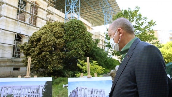 Cumhurbaşkanı Erdoğan İstanbul'da çeşitli incelemelerde bulundu