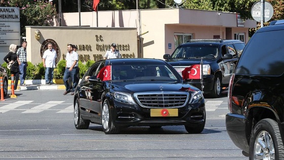 Cumhurbaşkanı Erdoğan, İstanbul'da hasta ziyaretinde bulundu