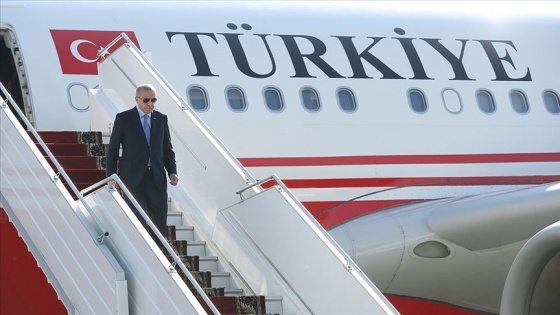 Cumhurbaşkanı Erdoğan Malezya'daki temaslarının ardından yurda döndü