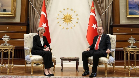 Cumhurbaşkanı Erdoğan May ile telefonda görüştü