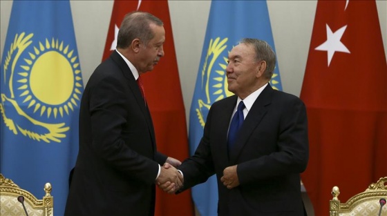 Cumhurbaşkanı Erdoğan Nazarbayev ile görüştü