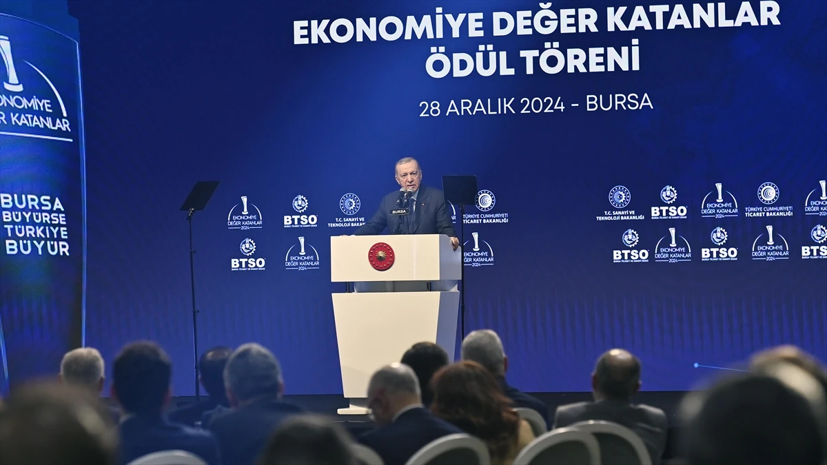 Cumhurbaşkanı Erdoğan: Üretim ve istihdamı korumak için Ocak 2025'te İstihdamı Koruma Programı başlatıyoruz