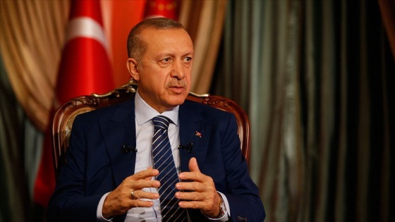 Cumhurbaşkanı Erdoğan: Vatandaşın nabzını anketlerden çok meydanlarda tutuyorum