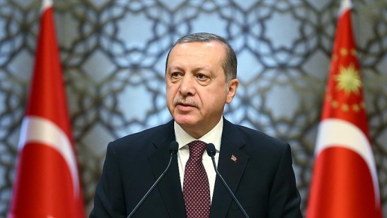 Cumhurbaşkanı Erdoğan, Zarifoğlu ile Karakoç'u andı