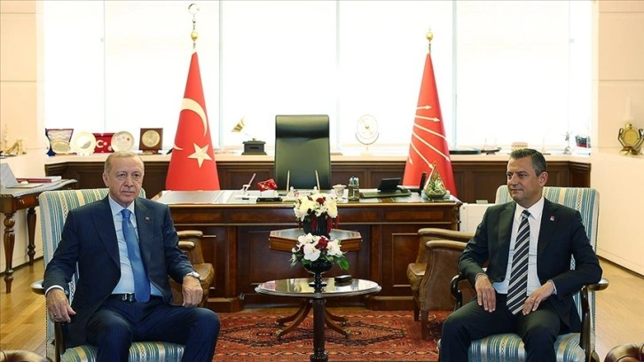 Cumhurbaşkanı Erdoğan'ın, CHP Genel Başkanı Özel'i ziyareti sona erdi