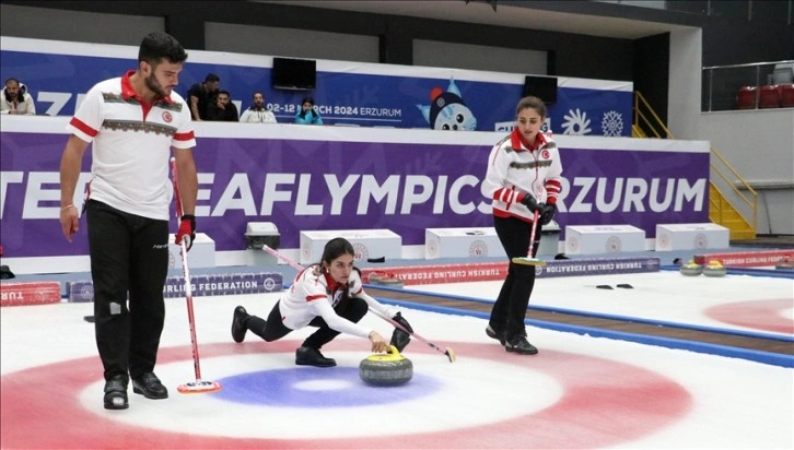 Curlingde hedef şampiyonalarda başarılı olup olimpiyatlara katılabilmek