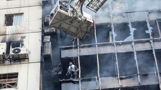 Dakka'daki çok katlı binada çıkan yangında ölü sayısı 25'e çıktı