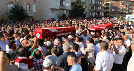 Darbe girişiminde şehit olan siviller son yolculuğuna uğurlandı