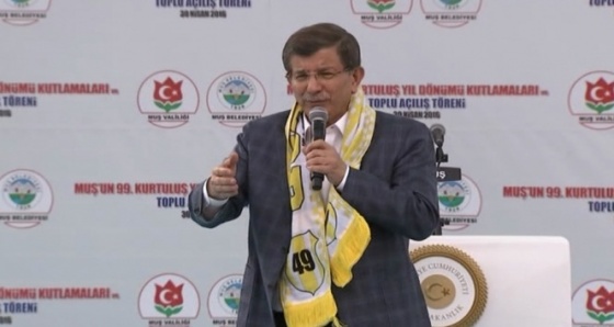 Davutoğlu: Dağdaki terörü Meclis’e taşımaya çalışıyorlar!