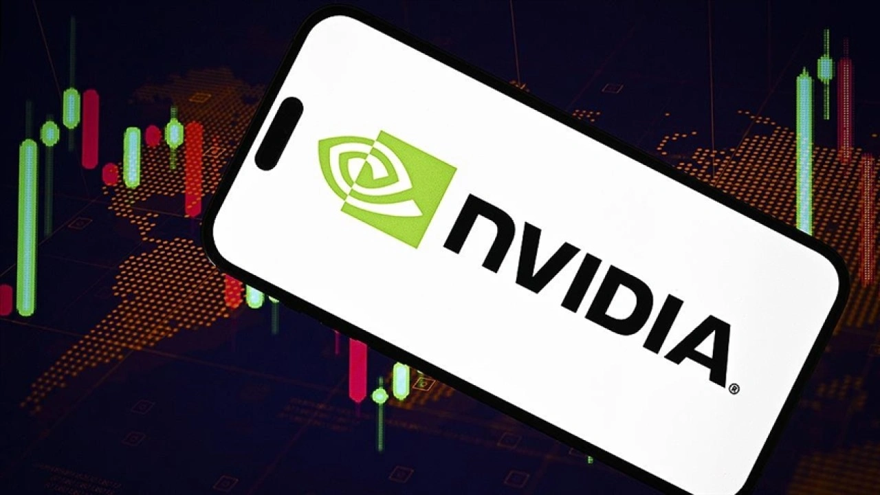 DeepSeek'in teknoloji hisselerine baskısı, Nvidia'nın piyasa değerini yarım trilyon dolar