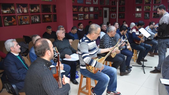 Demiryolu çalışanları &#039;Atatürk&#039; konserine hazırlanıyor